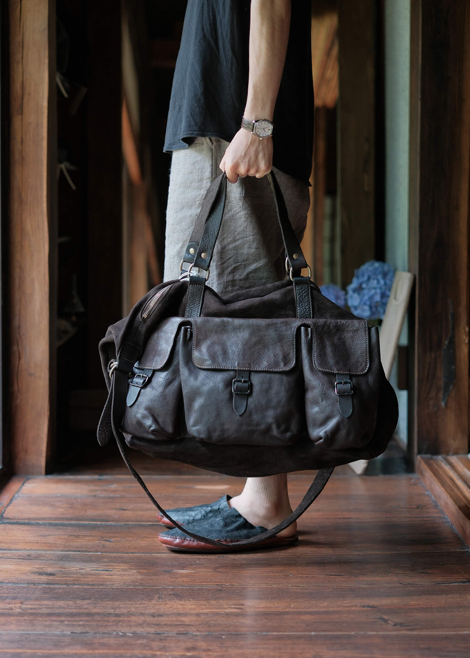 GUIDI T16 TRAVEL BAG HORSE FULL GRAIN AND REVERSE CV183T