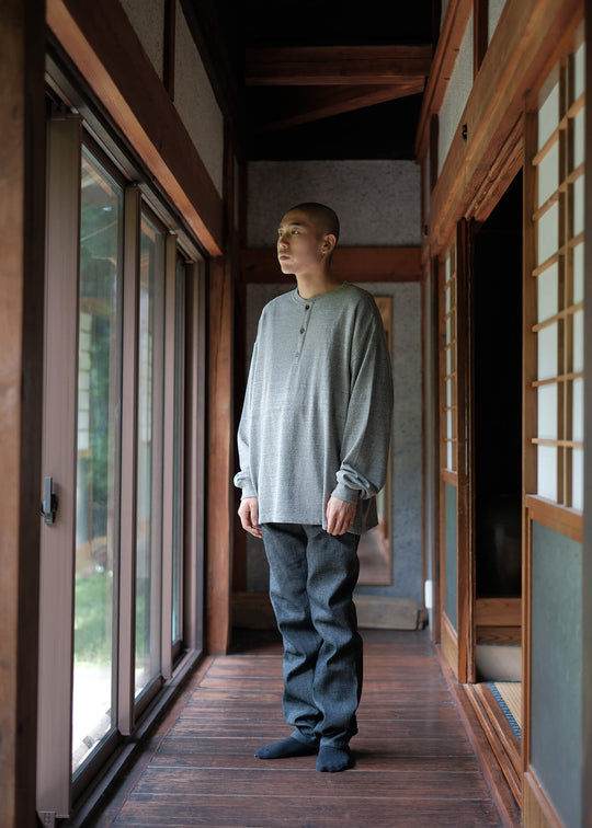 YOKO SAKAMOTO L/S HENLEY NECK / HEATHER GRAY