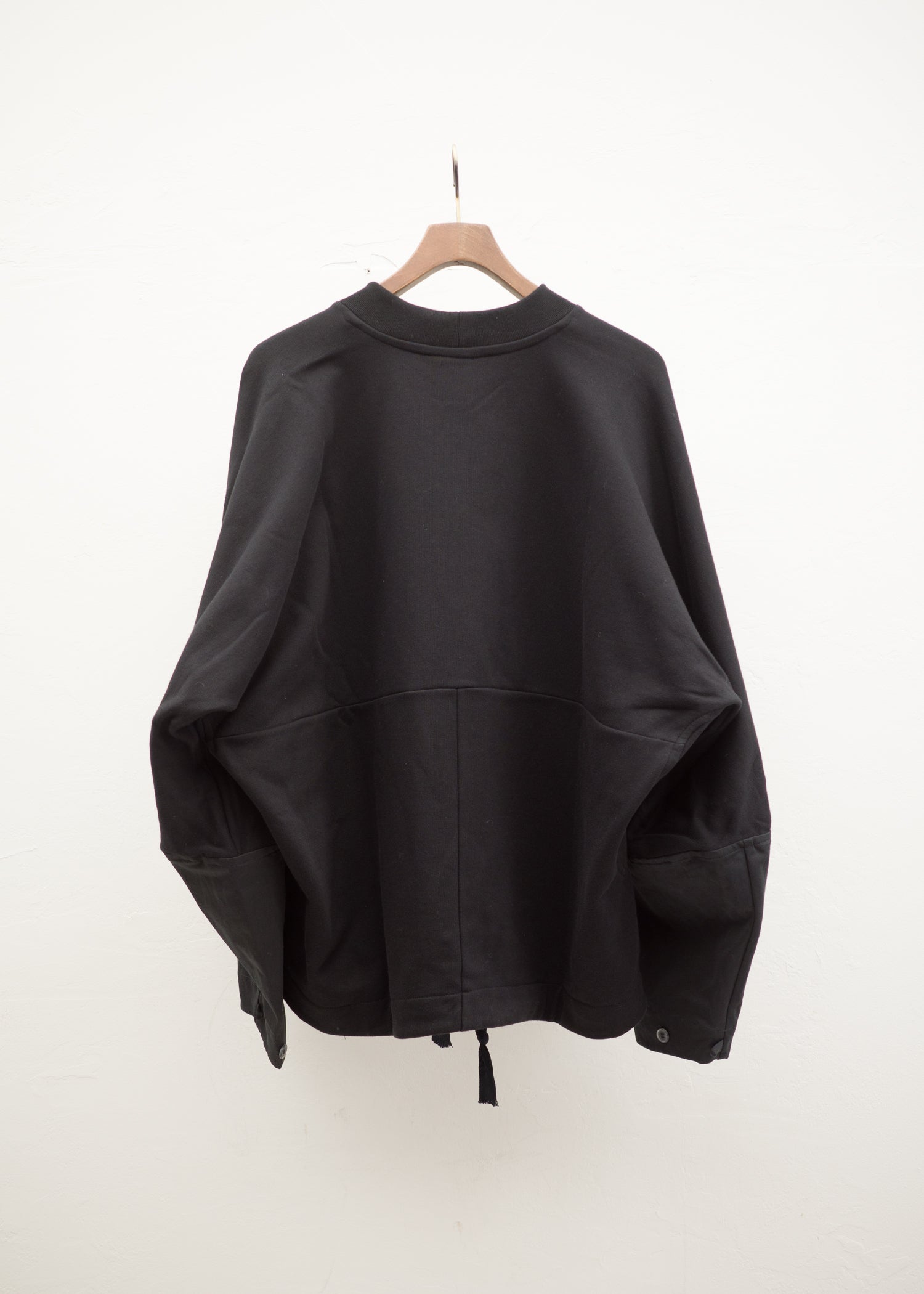 JAN-JAN VAN ESSCHE "SWEAT#54" BLACK ORGANIC SWEAT