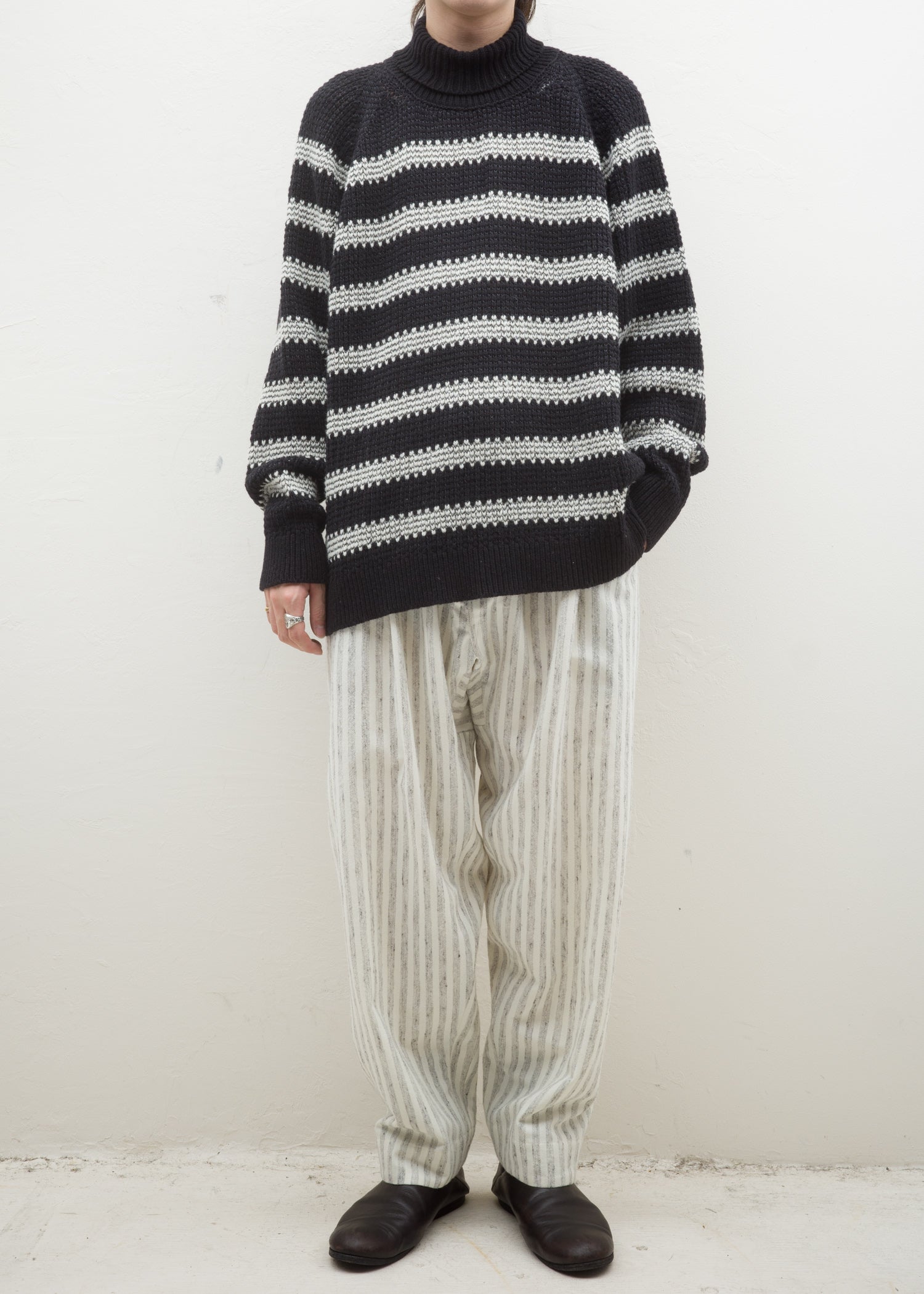 JAN-JAN VAN ESSCHE "KNIT#57" PITCH BLACK/NATURAL STRIPE