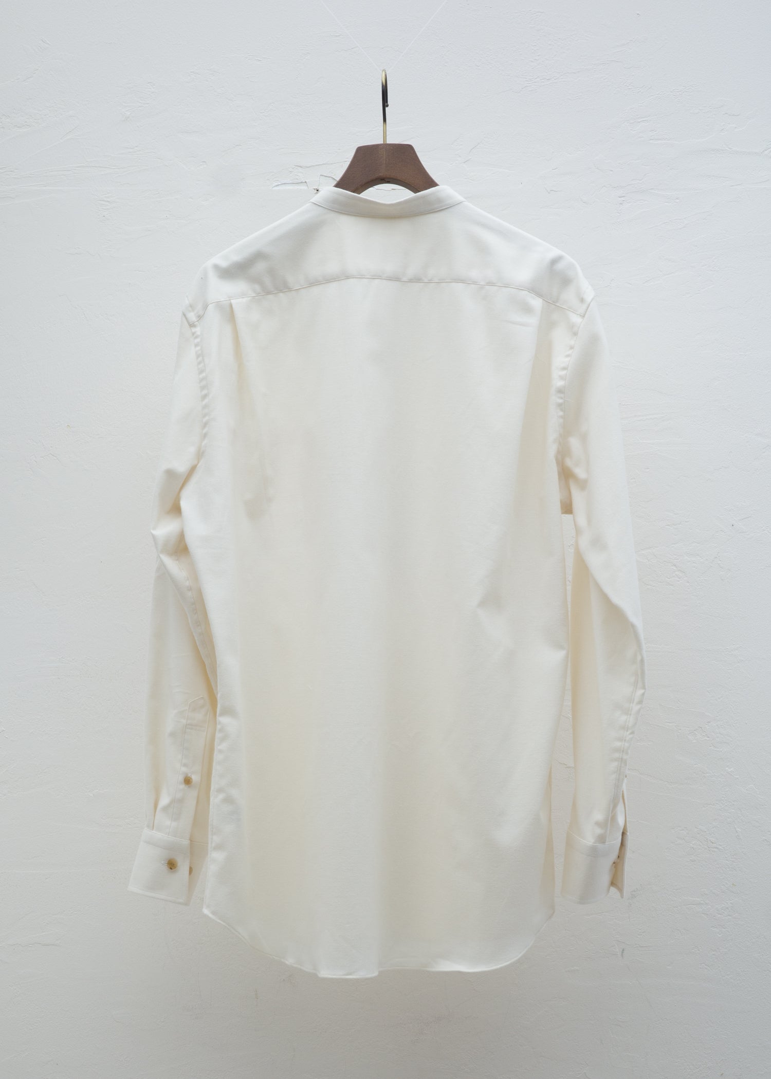 ZIIIN """"""""KOHBOU"""""""" HENRY NECK SHIRT ORGANIC COTTON / BEIGE