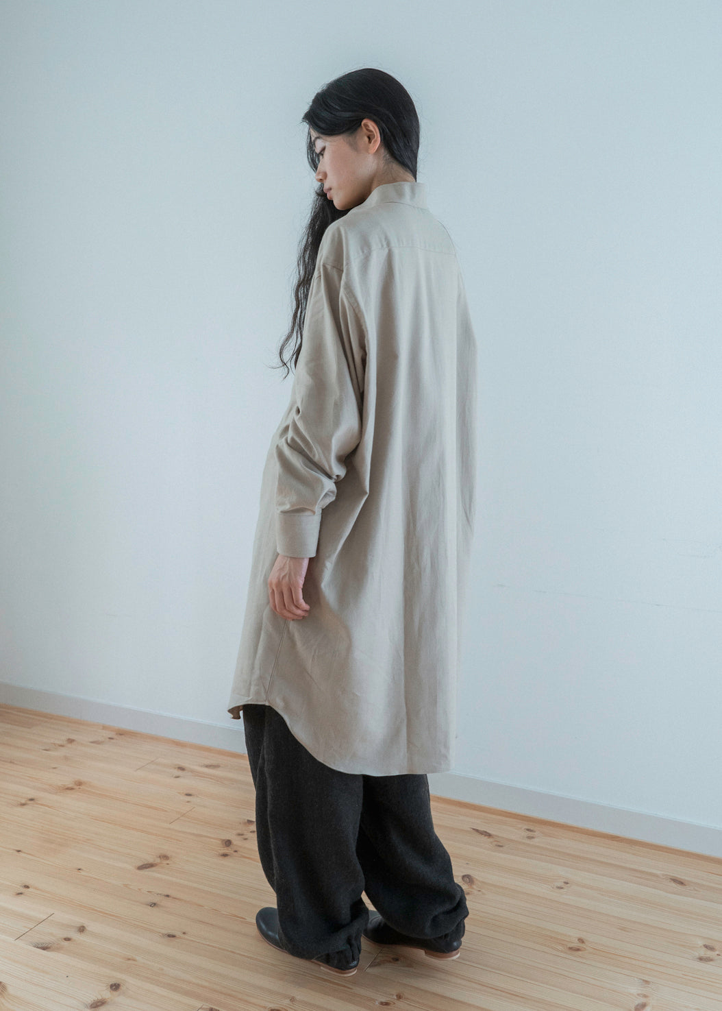 ZIIIN """"""""ANGO"""""""" LONG SHIRT / BEIGE