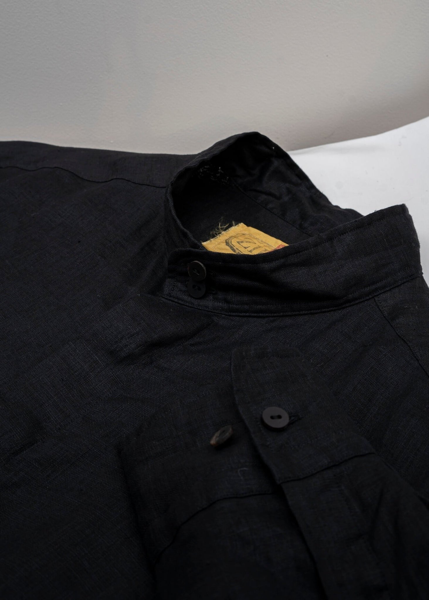 "ANGO" LONG LINEN SHIRT / BLACK