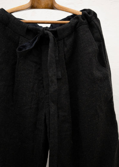ZIIIN "DARMA" 3 TUCK WIDE PANT / BROWN BLACK