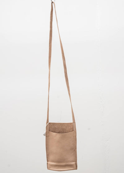GUIDI / "PKT1" PASSPORT BAG / SOFT HORSE FULL GRAIN / CO79T / NUDE