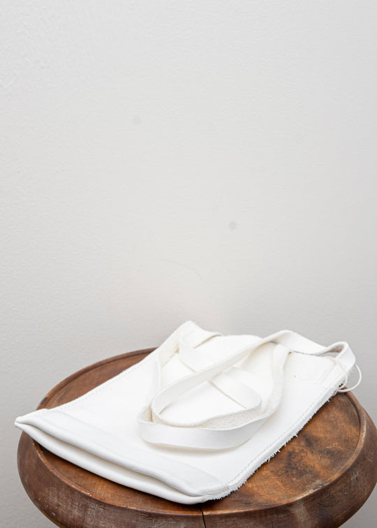 GUIDI / "PKT1" PASSPORT BAG / SOFT HORSE FULL GRAIN / CO00T / OFF WHITE