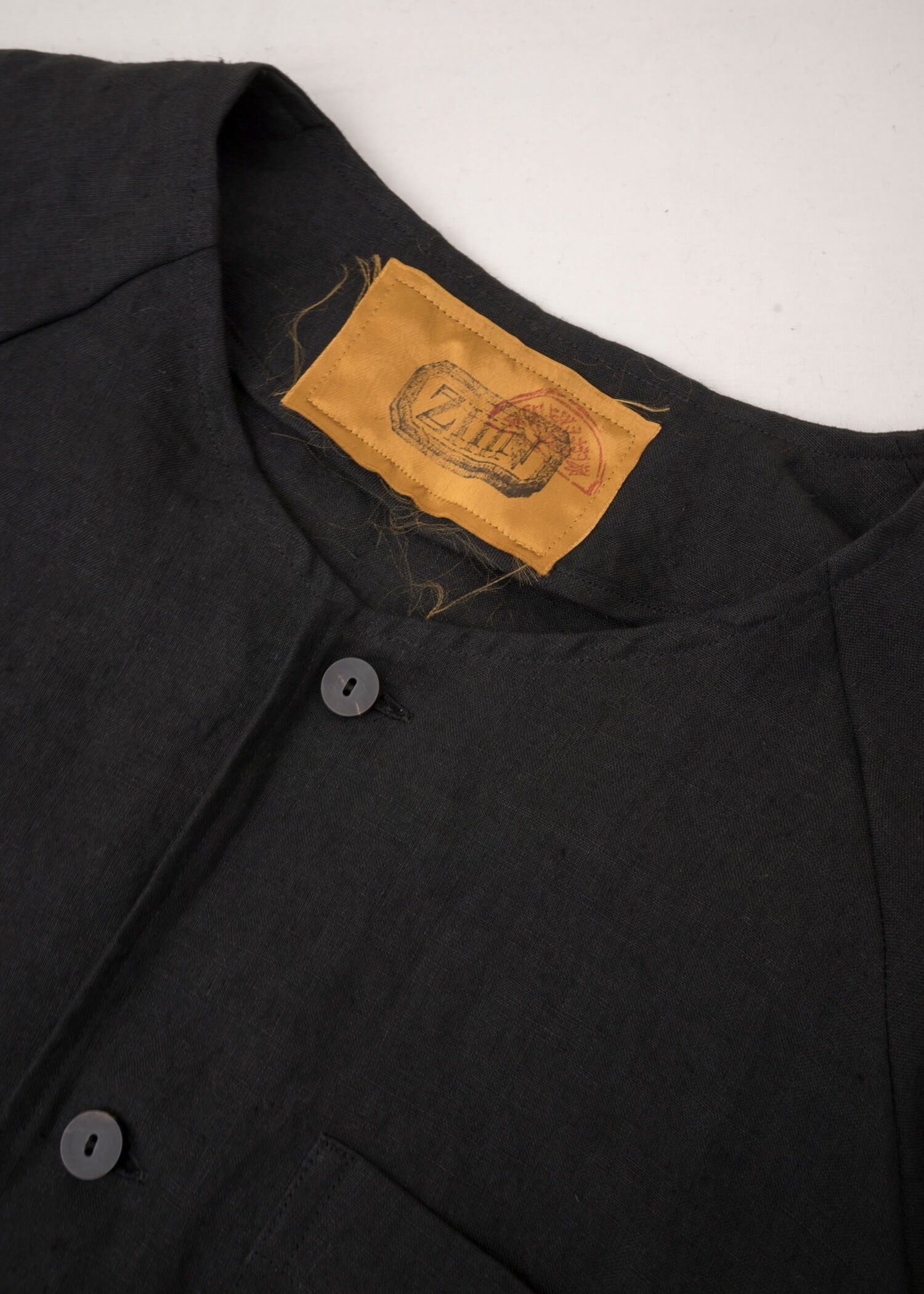 ZIIIN / "GOKUH" Linen Raglan Sleeve Short Jacket / BLACK