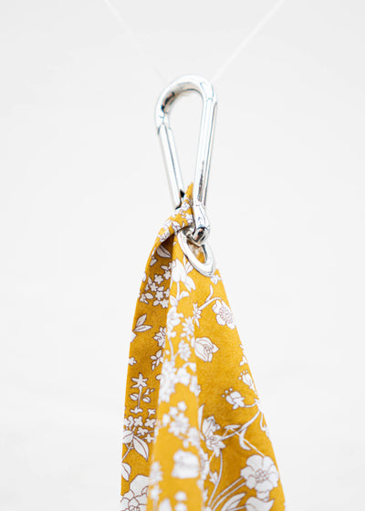 HED MAYNER SQUARE KERCHIEF YELLOW AND WHITE FLOWERS