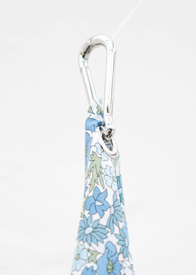 HED MAYNER SQUARE KERCHIEF LIGHT BLUE AND ECRU FLOWERS