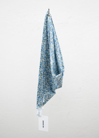 HED MAYNER SQUARE KERCHIEF LIGHT BLUE AND ECRU FLOWERS