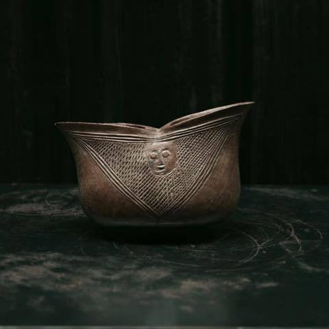 ANTIQUE / AFRICA ANTIQUE 木彫りポッド1