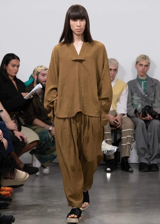 HED MAYNER / "HMS605" OPEN BACK SHIRTS / WHT