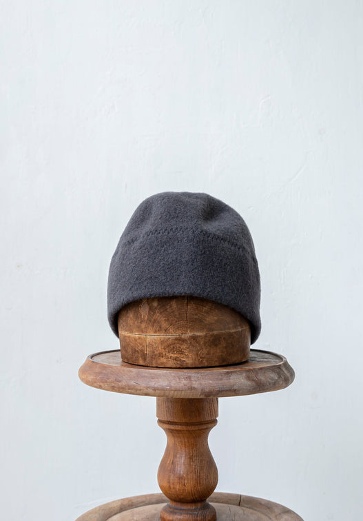 SCHA / "Art#934" Wool Watch cap / dark grey