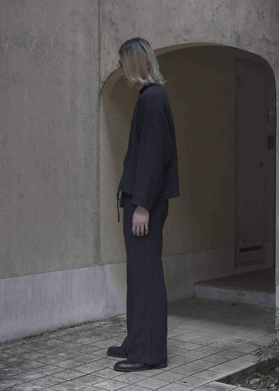 ZIIIN "GOKUH" RAGLAN SLEEVE SHORT BLOUSON / BLACK