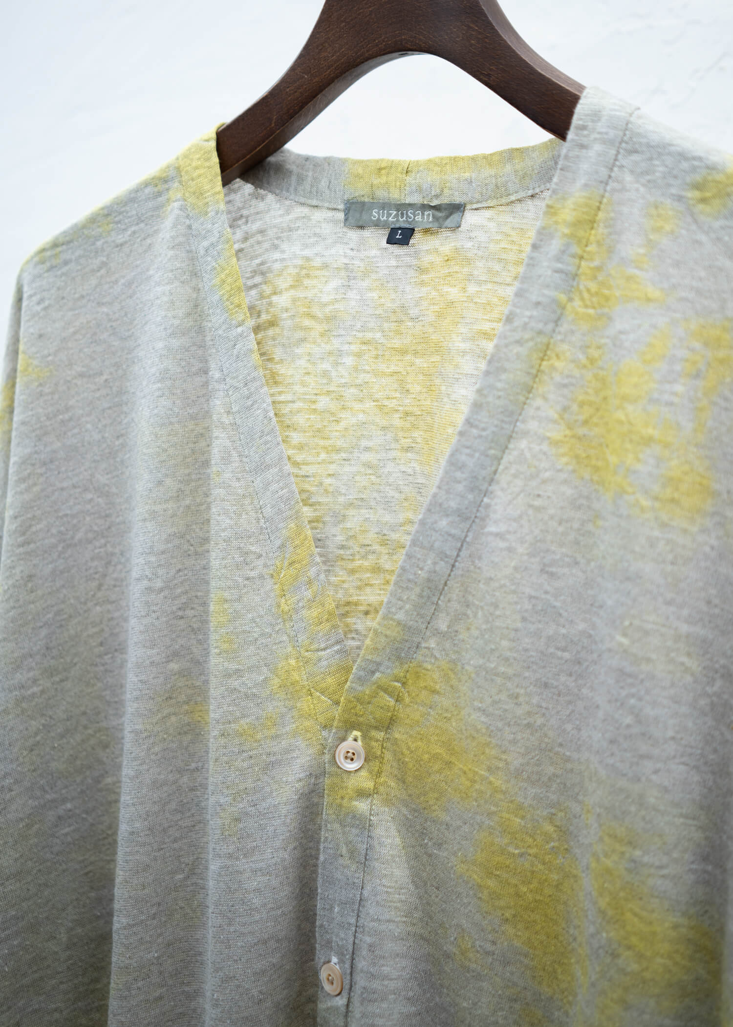 SUZUSAN Linen Jersey Front Button Cardigan Yellow / Grége