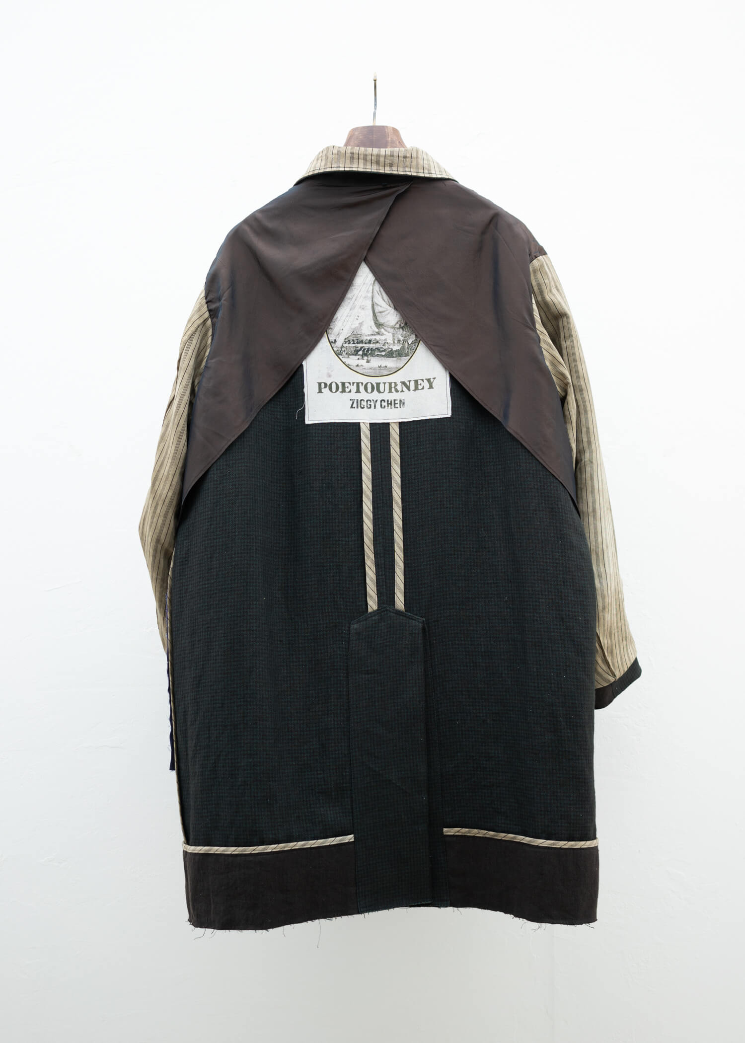ZIGGY CHEN CLASSIC WORKERS COAT WITH CONTRAST POCKETS