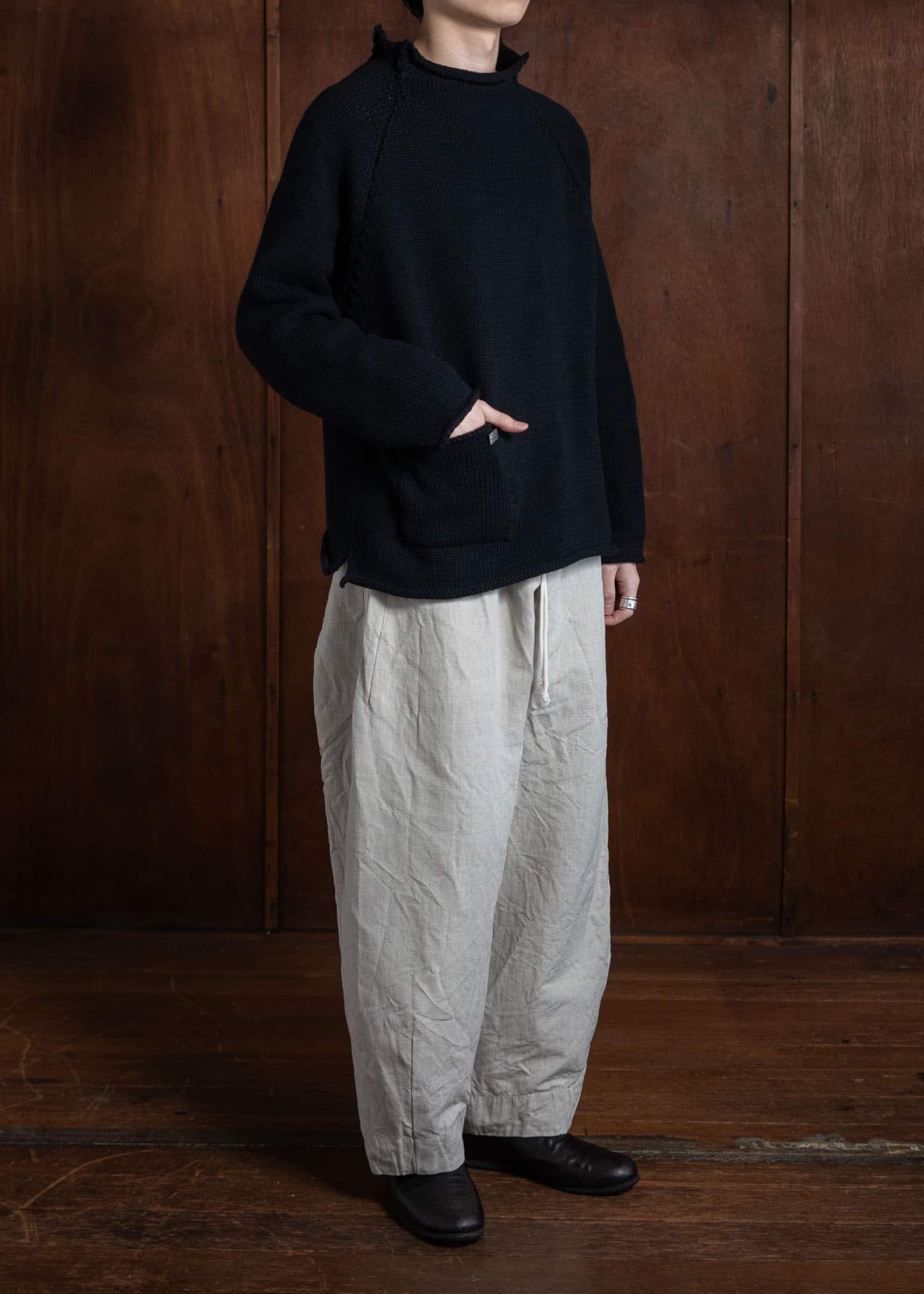 XENIA TELUNTS Fisherman Sweater	Indigo-dyed Black