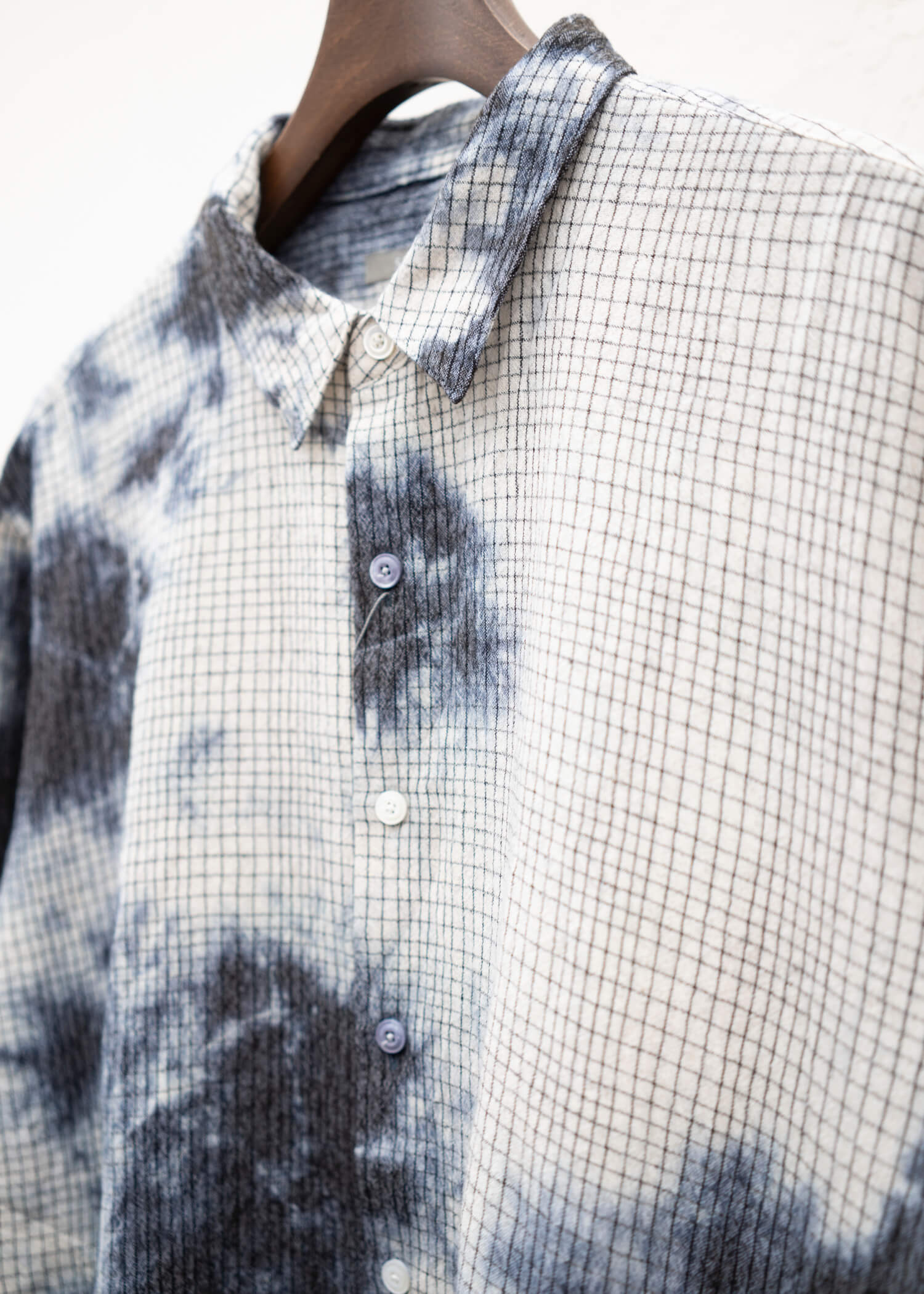 SUZUSAN Wool Cotton Linen Pencil Check Shirt(Madara Shibori) Black - Natura l White