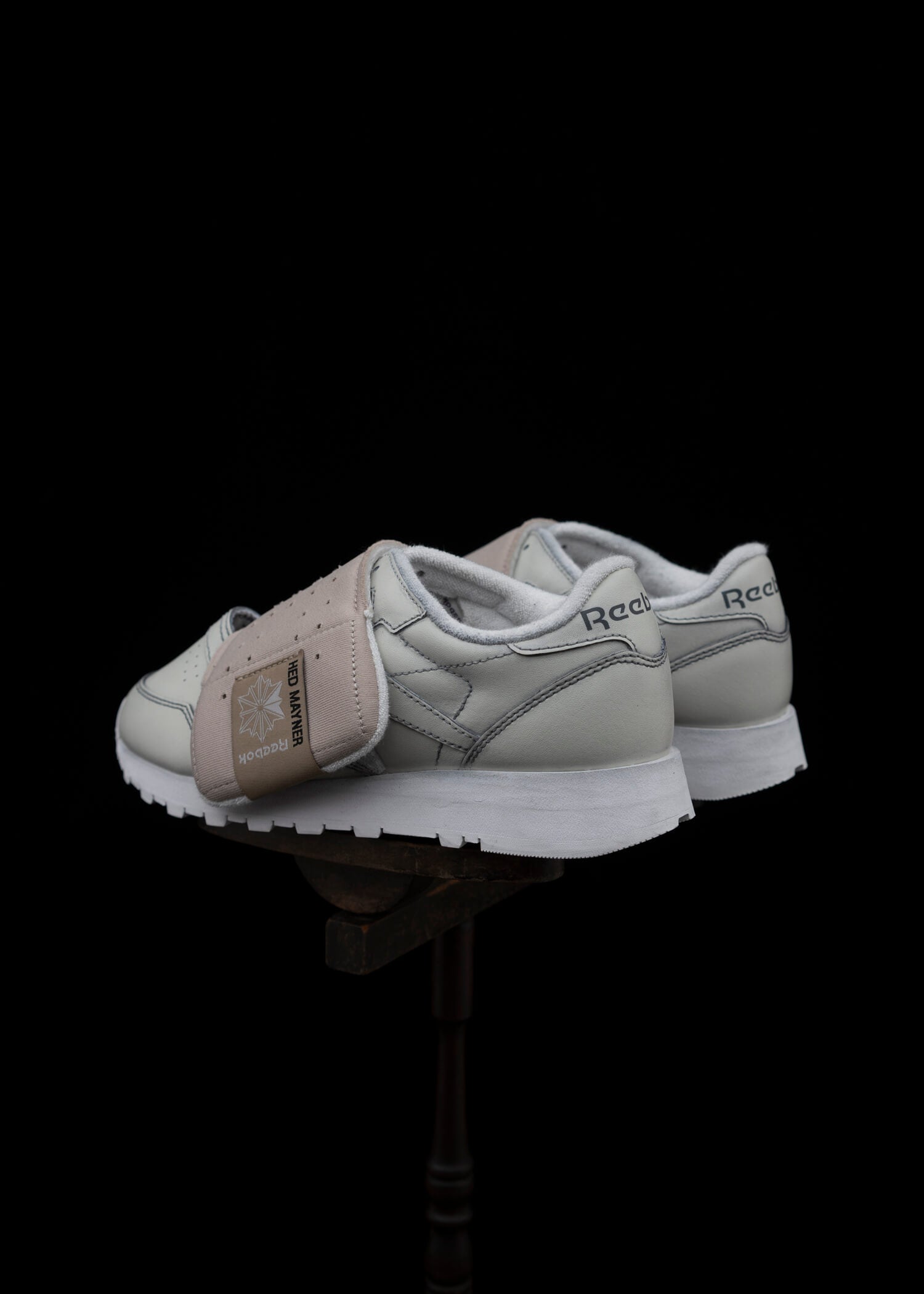 HED MAYNER  × Reebok Classic Leather WHITE・BEIGE