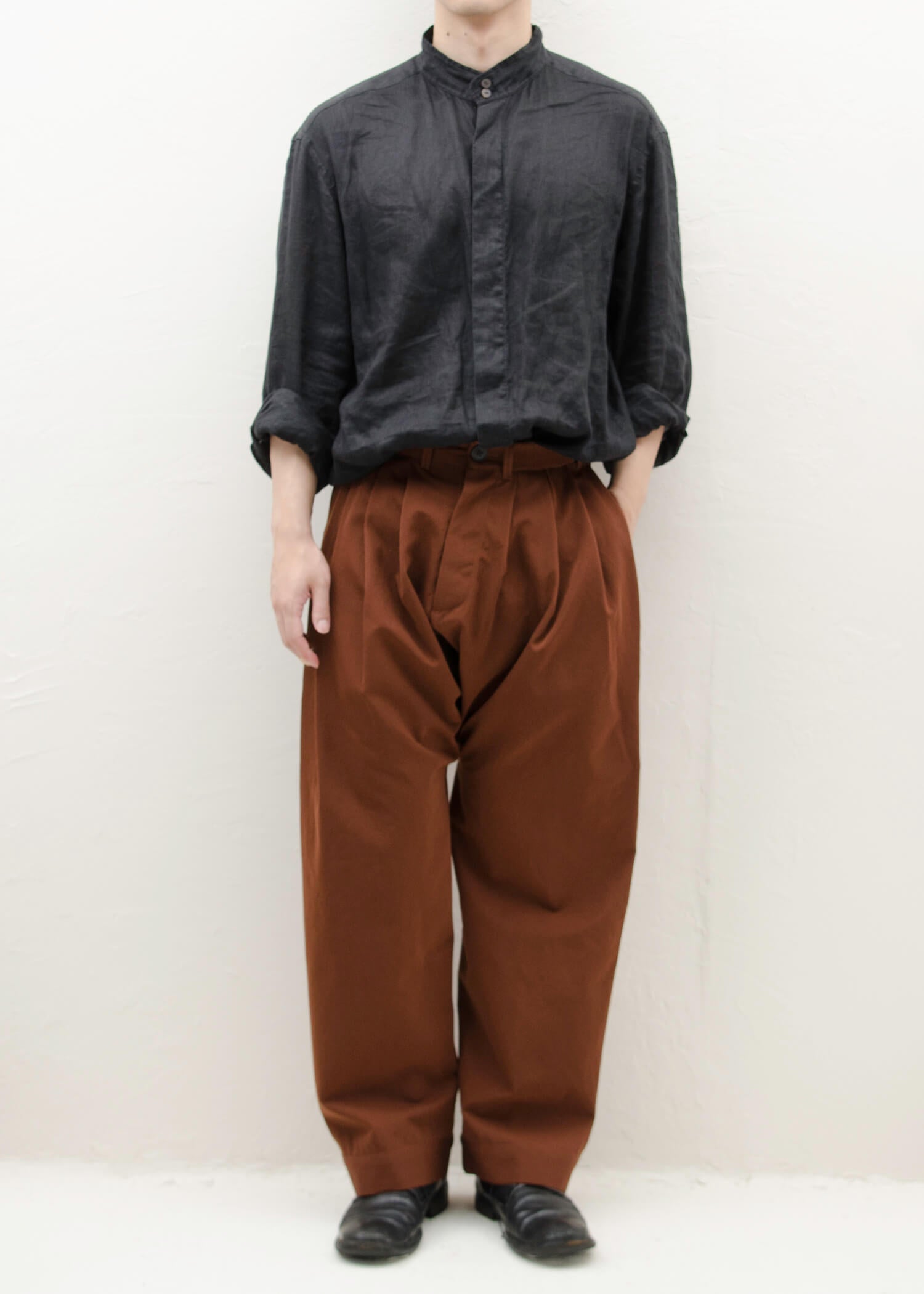 JAN-JAN VAN ESSCHE“裤子#65”红木干羊毛斜纹布
