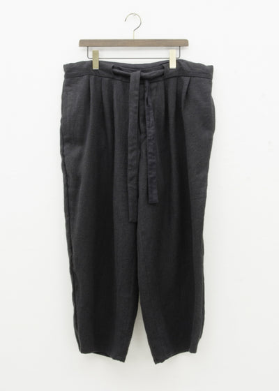 ZIIIN "DARMA" 3 TUCK WIDE PANT / BLACK