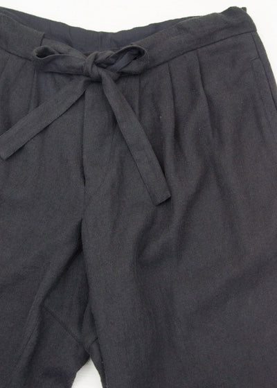 ZIIIN "DARMA" 3 TUCK WIDE PANT / BLACK