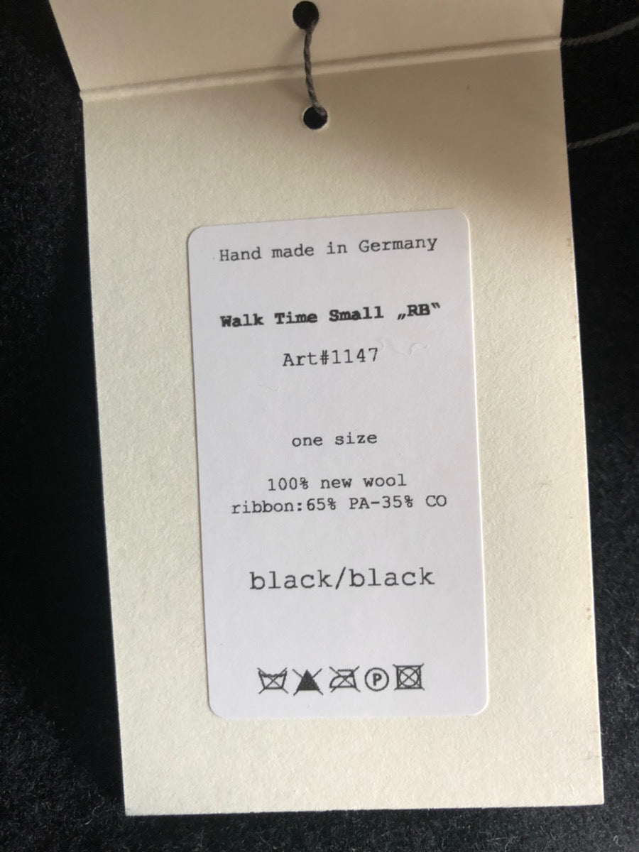 SCHA Art#1147 / Walk Time Small ''RB'' / black × black
