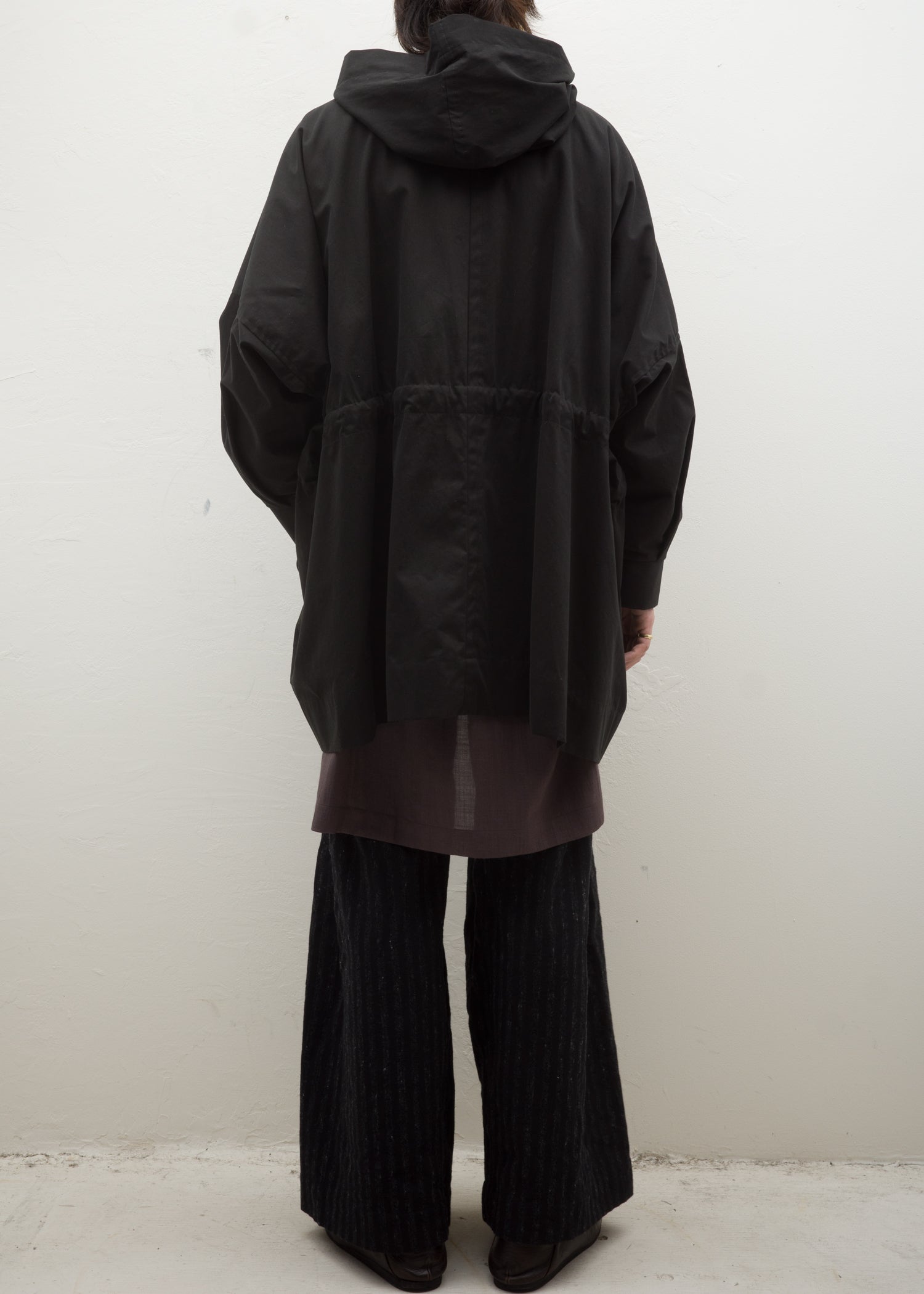 JAN-JAN VAN ESSCHE“PARKA#10”黑色涂层斜纹布